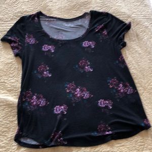 Floral print tee